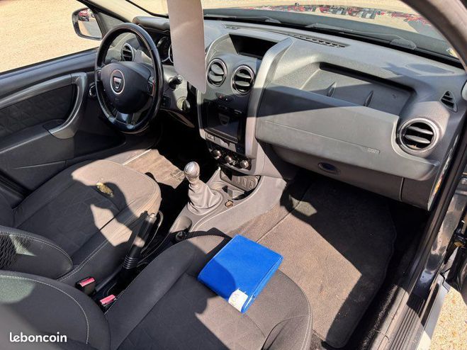 Dacia Duster 1.5 dCi 110CV Phase 2 anne 08-2014 183. Gris de 2014