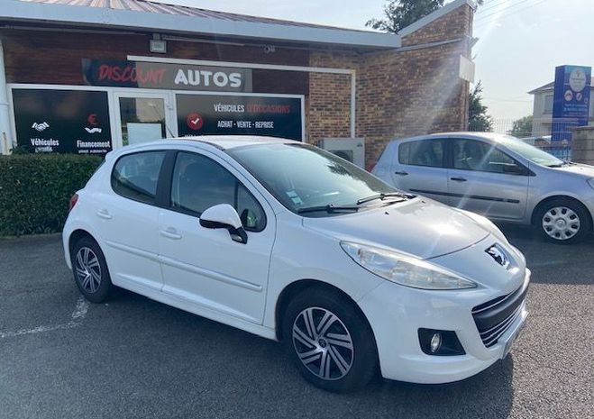 Peugeot 207   HDI 99 G 1.6 L HDI 90 cv  de 2010