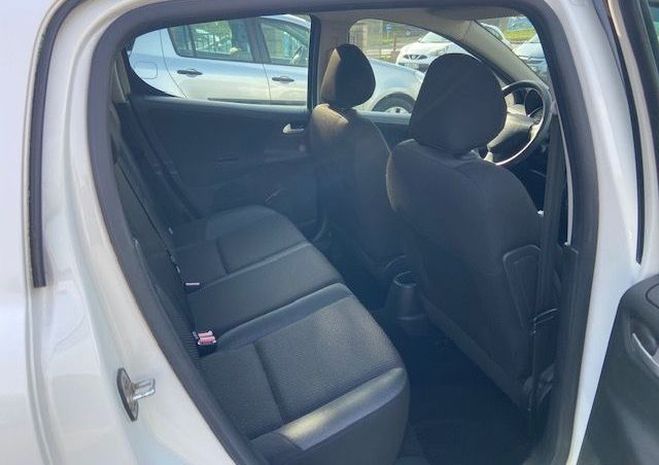 Peugeot 207   HDI 99 G 1.6 L HDI 90 cv  de 2010