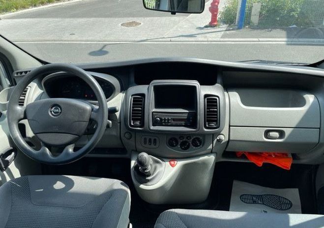 Opel Vivaro COMBI 2.5 CDTI145 C1 PACK CLIM  de 2011