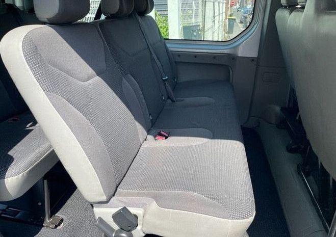 Opel Vivaro COMBI 2.5 CDTI145 C1 PACK CLIM  de 2011