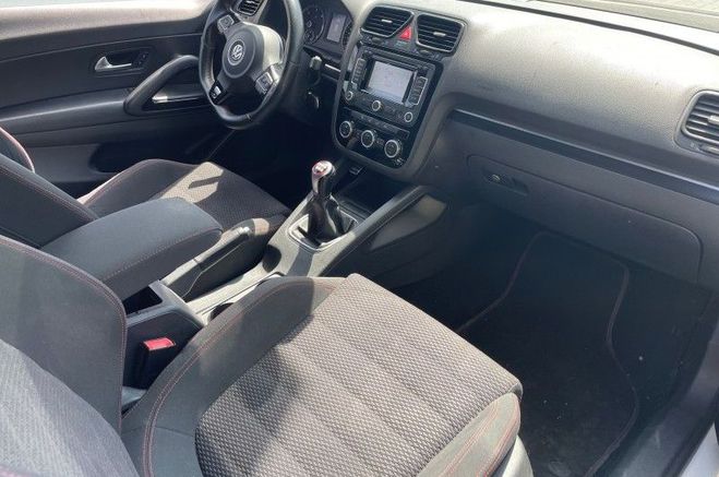 Volkswagen Scirocco 2.0 TDI 140CH FAP SPORTLINE GTS  de 2014
