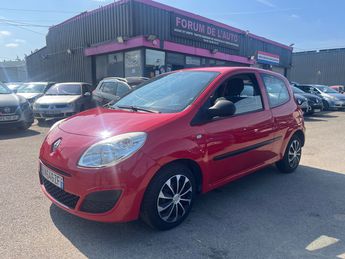  Voir détails -Renault Twingo II 1.2 60 ACCESS 120000KM à Coignires (78)