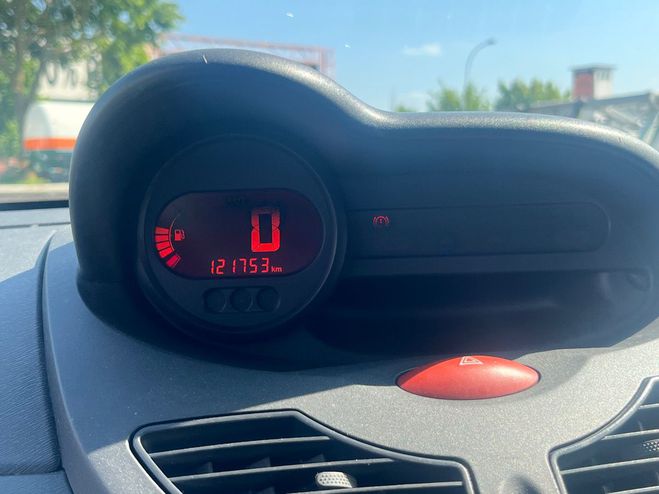 Renault Twingo II 1.2 60 ACCESS 120000KM Rouge de 2007