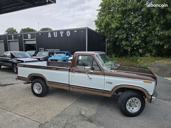 Ford F250 F 5.0 V8 302ci bullnose Marron de 1984