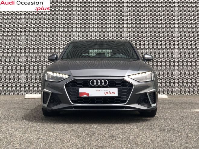 Audi A4 Avant 35 TDI 163 S tronic 7 S line Gris de 2021