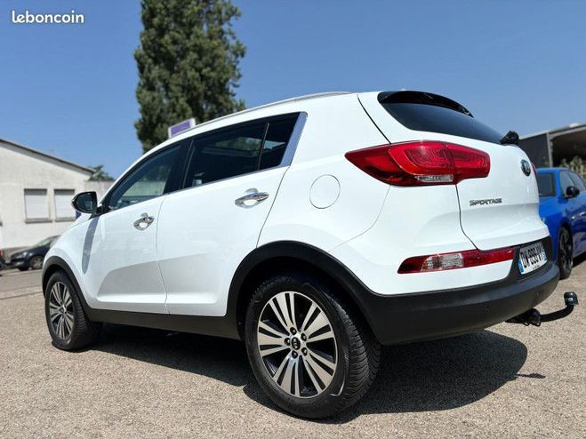 Kia Sportage 1.7 CRDI 115CH ISG PREMIUM 4X2 Blanc de 2015