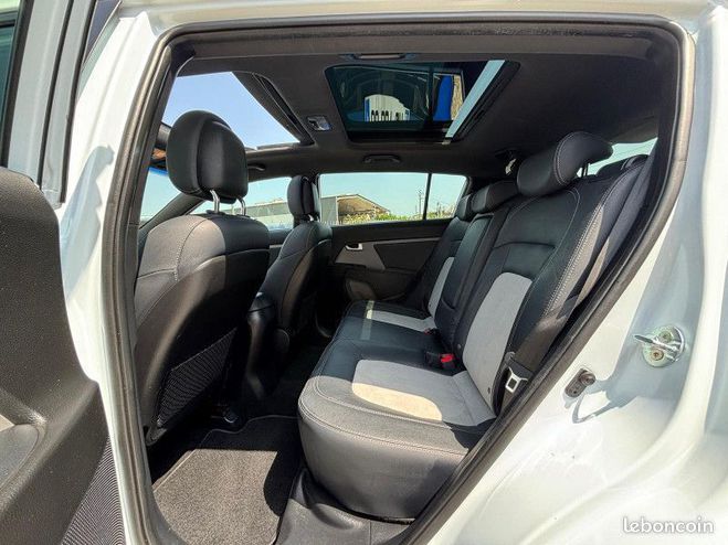 Kia Sportage 1.7 CRDI 115CH ISG PREMIUM 4X2 Blanc de 2015