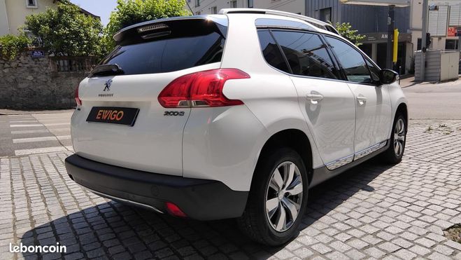 Peugeot 2008 1.2 110 ALLURE DISTIRI FAITE Blanc de 2015