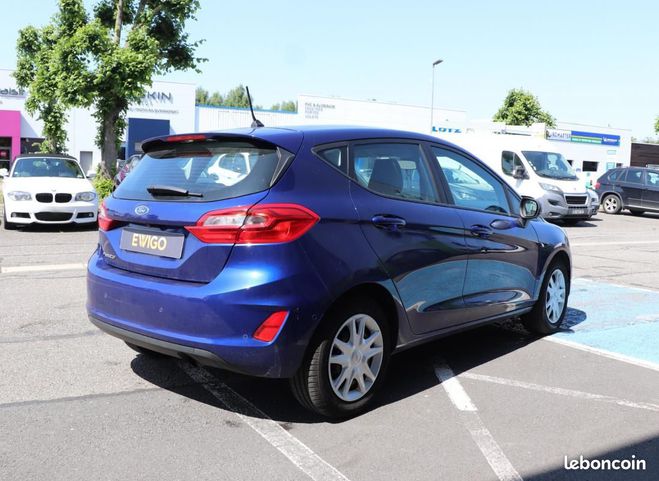 Ford Fiesta 1.1 85ch TREND BUSINESS CARPLAY CAMERA D Bleu de 2017