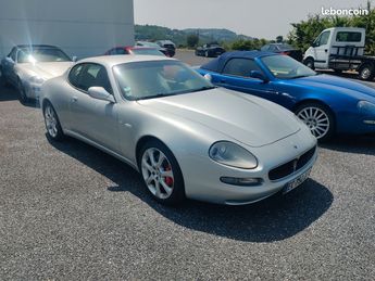  Voir détails -Maserati Coupe 4200 gt à Espalion (12)