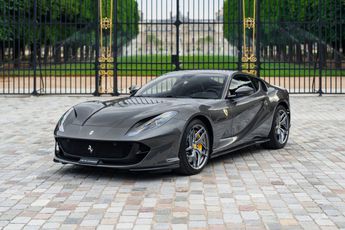  Voir détails -Ferrari 812 Superfast *Full carbon* à Paris (75)