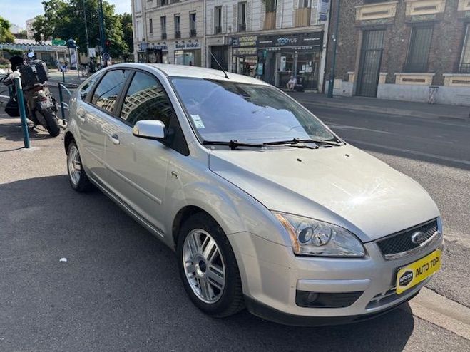 Ford Focus 1.6 100CH GHIA BVA 4P GRIS C de 2007