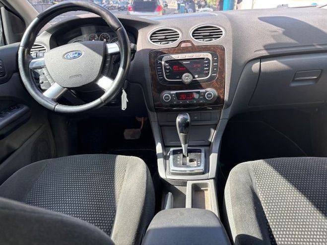 Ford Focus 1.6 100CH GHIA BVA 4P GRIS C de 2007