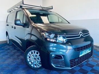 Voir détails -Citroen Berlingo Taille M 1.5 BlueHDi 100 CH à Sannerville (14)