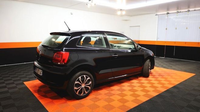 Volkswagen Polo 1.6 TDI 90CH FAP TRENDLINE 3P Noir de 2010