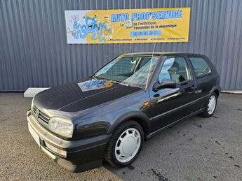  Voir détails -Volkswagen Golf 2.0 GTI 115 CH à Albi (81)