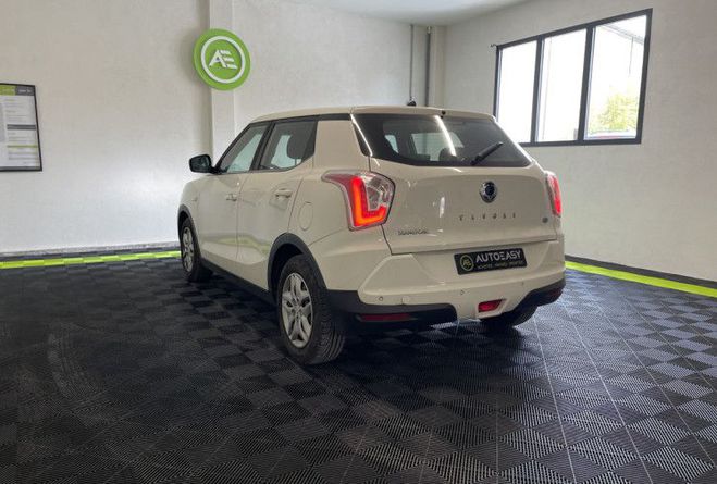 Ssangyong Tivoli 160 e-XDI 115ch 2WD Luxury Blanc de 2016