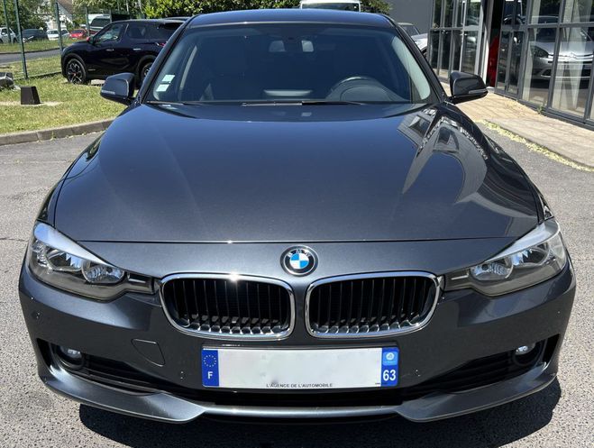 BMW Serie 3 F30 318D 2.0 143 Cv GRAND GPS INTERIEUR  Gris de 2013