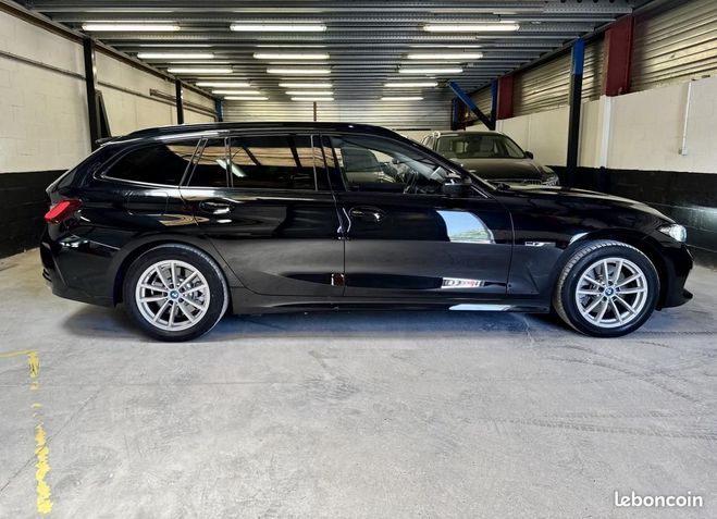 BMW Serie 3 Touring G21 320e 320ea xDrive Hybrid PHE Noir de 2024