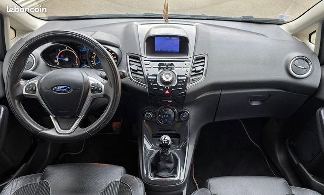 Ford Fiesta 1.6 TDCI INDIVIDUAL 95cv Noir de 2013