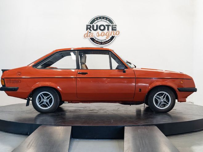 Ford 2DR  ORANGE de 1980