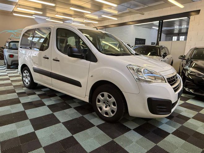 Peugeot Partner Tepee 1.6 HDI 100CV 2018 ATTELAGE / RGU Blanc Mtallis de 2018