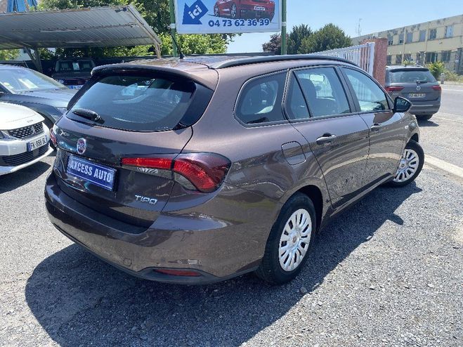 Fiat Tipo STATION WAGON 1.4 95 ch Marron de 2018