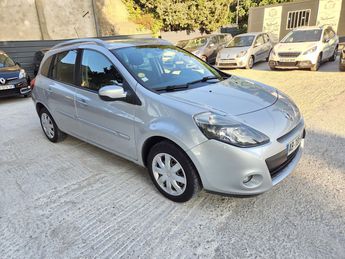  Voir détails -Renault Clio III estate Confort Dynamique 1.5 DCi 85  à  Les Pennes-Mirabeau (13)