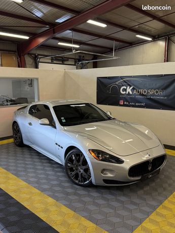  Voir détails -Maserati Gran Turismo S 4.7 BA à Saint-Martin-la-Plaine (42)