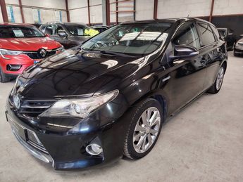  Voir détails -Toyota Auris II HSD 136h Business à Sainte-Genevive-des-Bois (91)