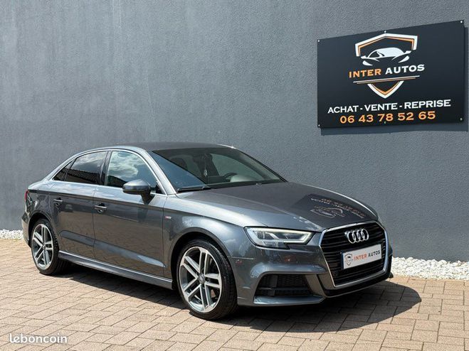 Audi A3 Berline Sline 150ch cockpit Gris de 2017