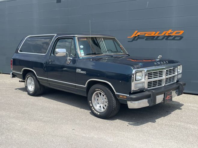 Dodge Ram charger D150 5.2 V8 BLEU de 1990