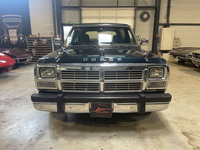 Dodge Ram charger D150 5.2 V8 BLEU de 1990