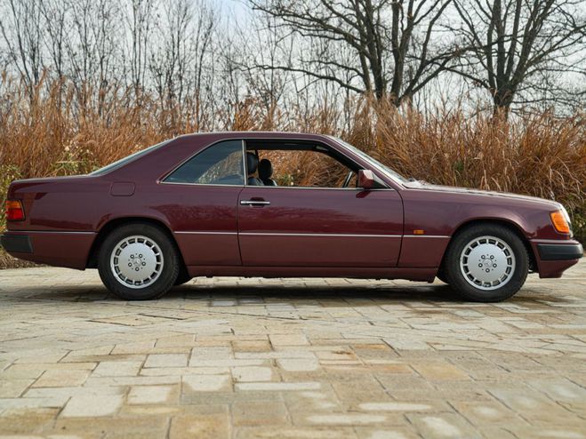 Mercedes 300  ROSSO de 1991
