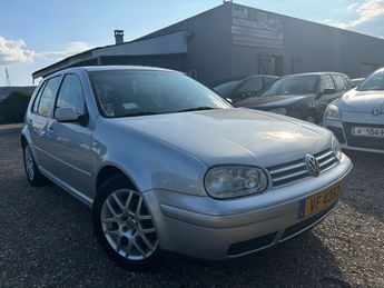  Voir détails -Volkswagen Golf IV GTI 1.8 150 * CUIR RECARO * TOIT à Uckange (57)