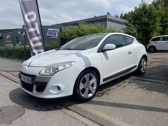  Voir détails -Renault Megane III DYNAMIQUE 1.5 DCI - 110CV à Darntal (76)