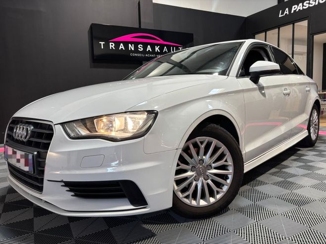 Audi A3 BERLINE BUSINESS 1.6 TDI ultra 110 Line Blanc de 2016