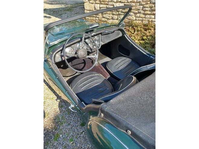 Triumph TR3 2.0 100CV OVERDRIVE Vert British Racing Green de 1959