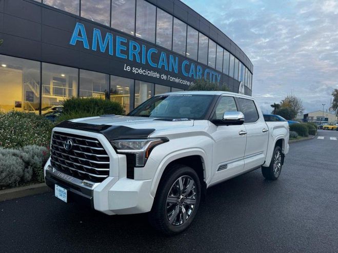 Toyota Tundra Crewmax CAPSTONE Hybrid Blanc de 2026