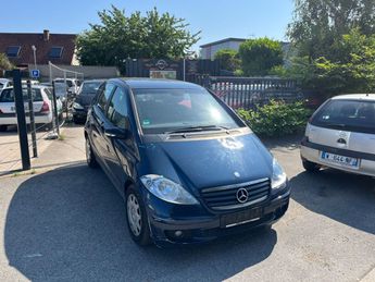  Voir détails -Mercedes Classe A (W169) 150 CLASSIC CVT à Wissous (91)