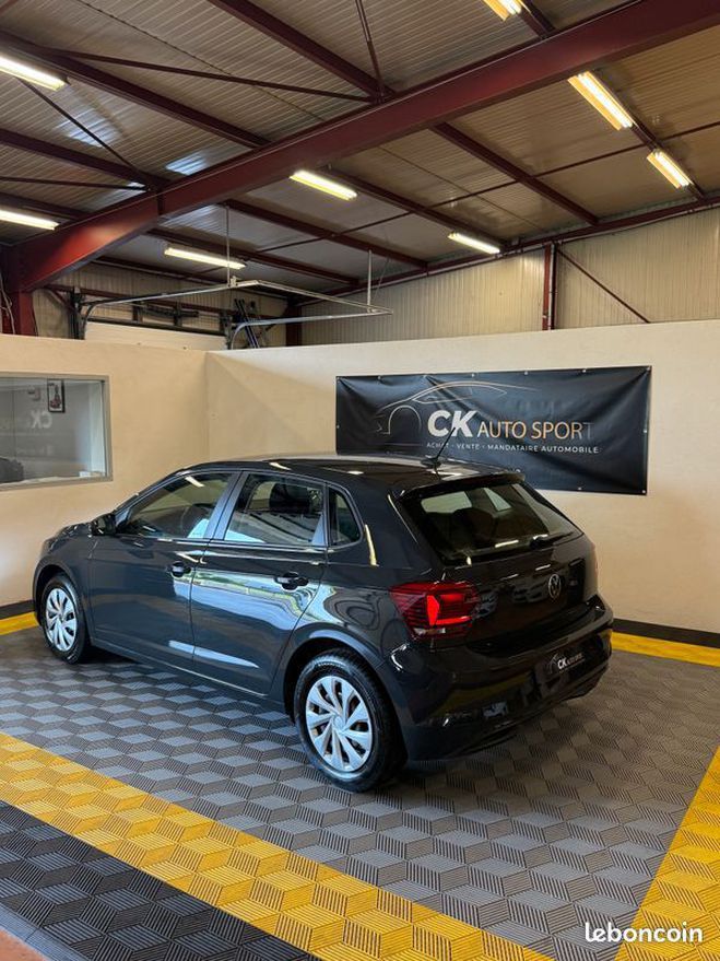 Volkswagen Polo 1.0 MPI 80ch Gris de 2021