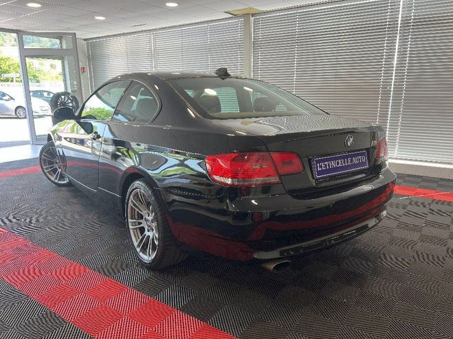 BMW Serie 3 COUPE E92 320d 177ch Confort Noir de 2007