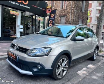  Voir détails -Volkswagen Polo CROSS 1.2 TSI 105 CONFORT LINE à Montrouge (92)