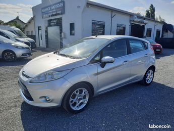  Voir détails -Ford Fiesta Titanium 148000KMS TRES BON ETAT KIT DIS à Michery (89)