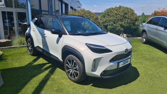 Toyota Yaris CROSS 130H GR SPORT MC24 Gris C de 2024