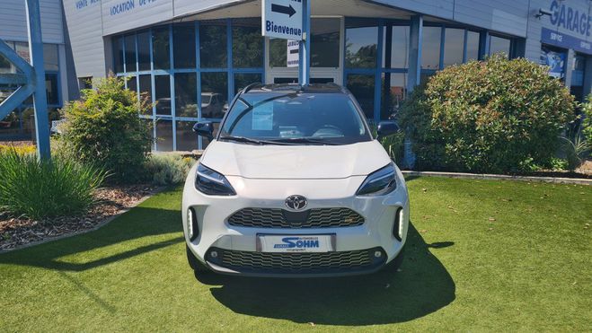 Toyota Yaris CROSS 130H GR SPORT MC24 Gris C de 2024