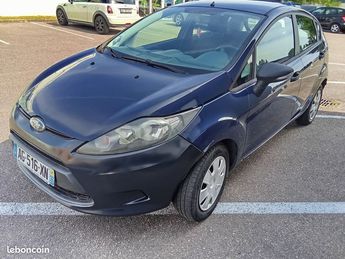  Voir détails -Ford Fiesta Belle 1.25 i pack 2010 tbe ct ok reprise à Marly (57)
