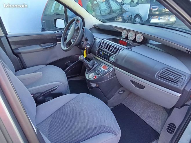 Peugeot 807 Belle 8072.21hdi 7 places tbe c ok 2006  Gris de 2006