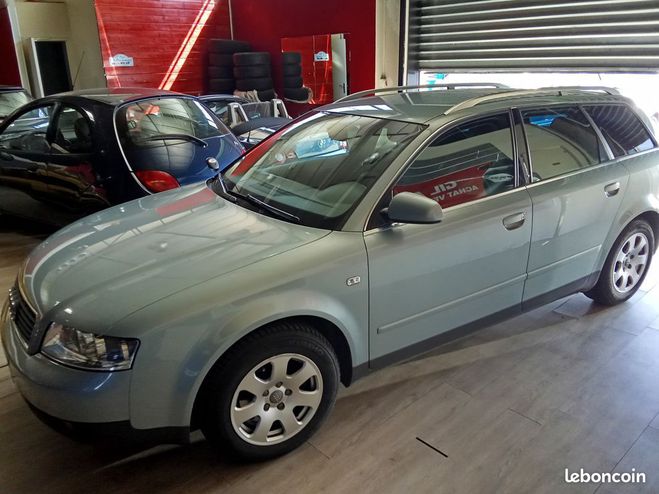Audi A4 Avant Belle etat comme neuf 2li 2003 pac Gris de 2003